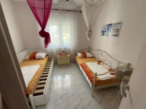 Apartments by the sea Businci, Ciovo - 9450